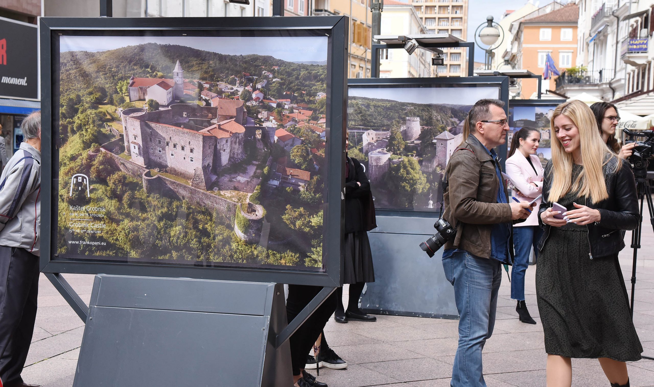 Na postamentima na Korzu otvorena izložba frankopani Novi list