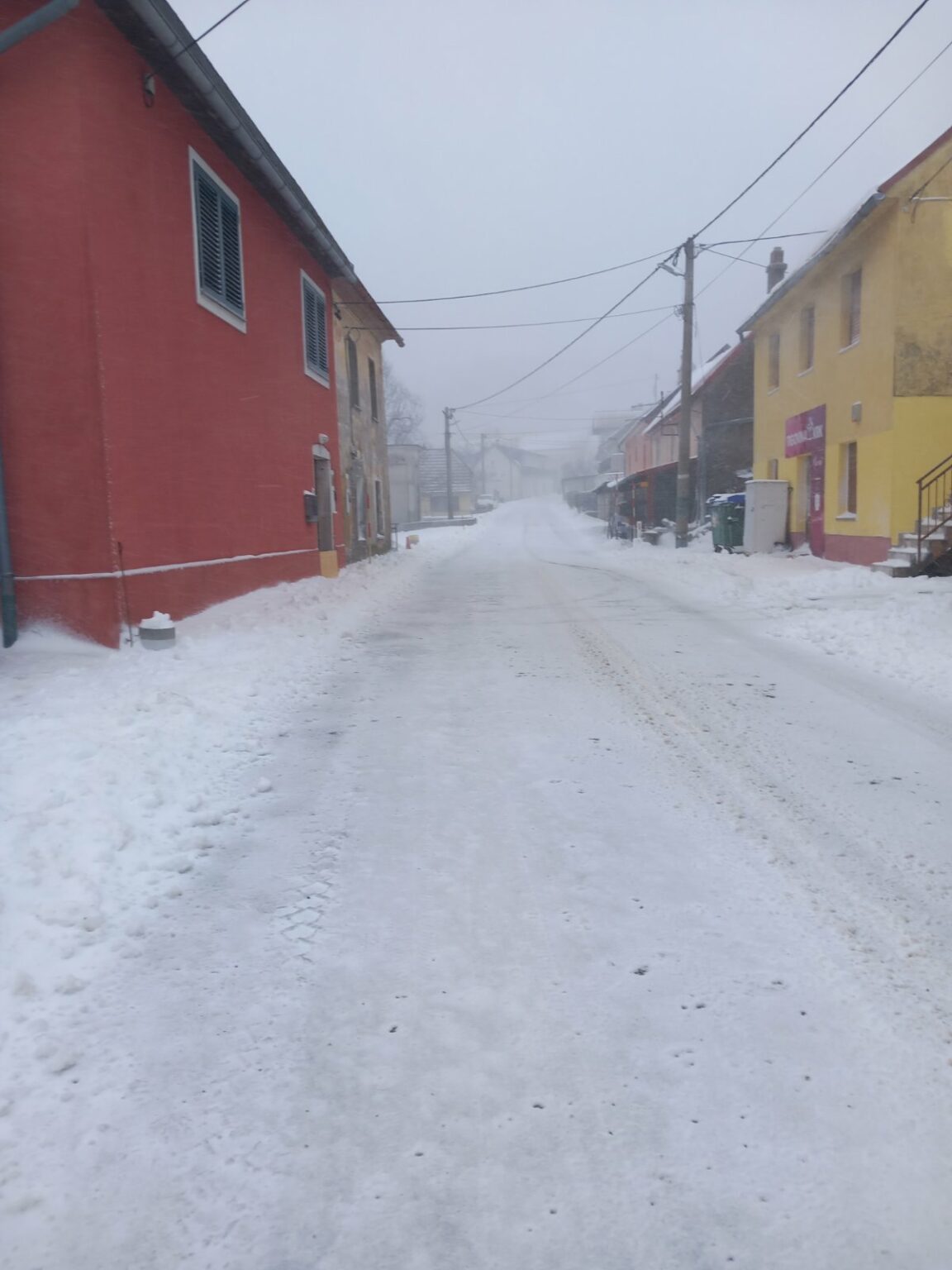 FOTO VIDEO Hladna Fronta Donijela Snijeg U Rijeku I Okolicu Pogledajte