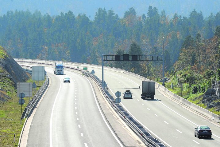 Ključno je pitanje hoće li tvrtke koje upravljaju autocestama ostati državne / arhiva NL