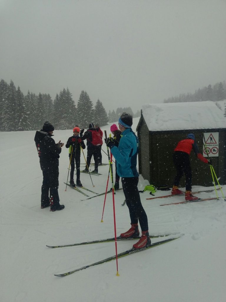  Mnogi ljubitelji skijaškog trčanja pohrlili na mrkopaljsku Zagmajnu / Foto  M. PETROVIĆ 