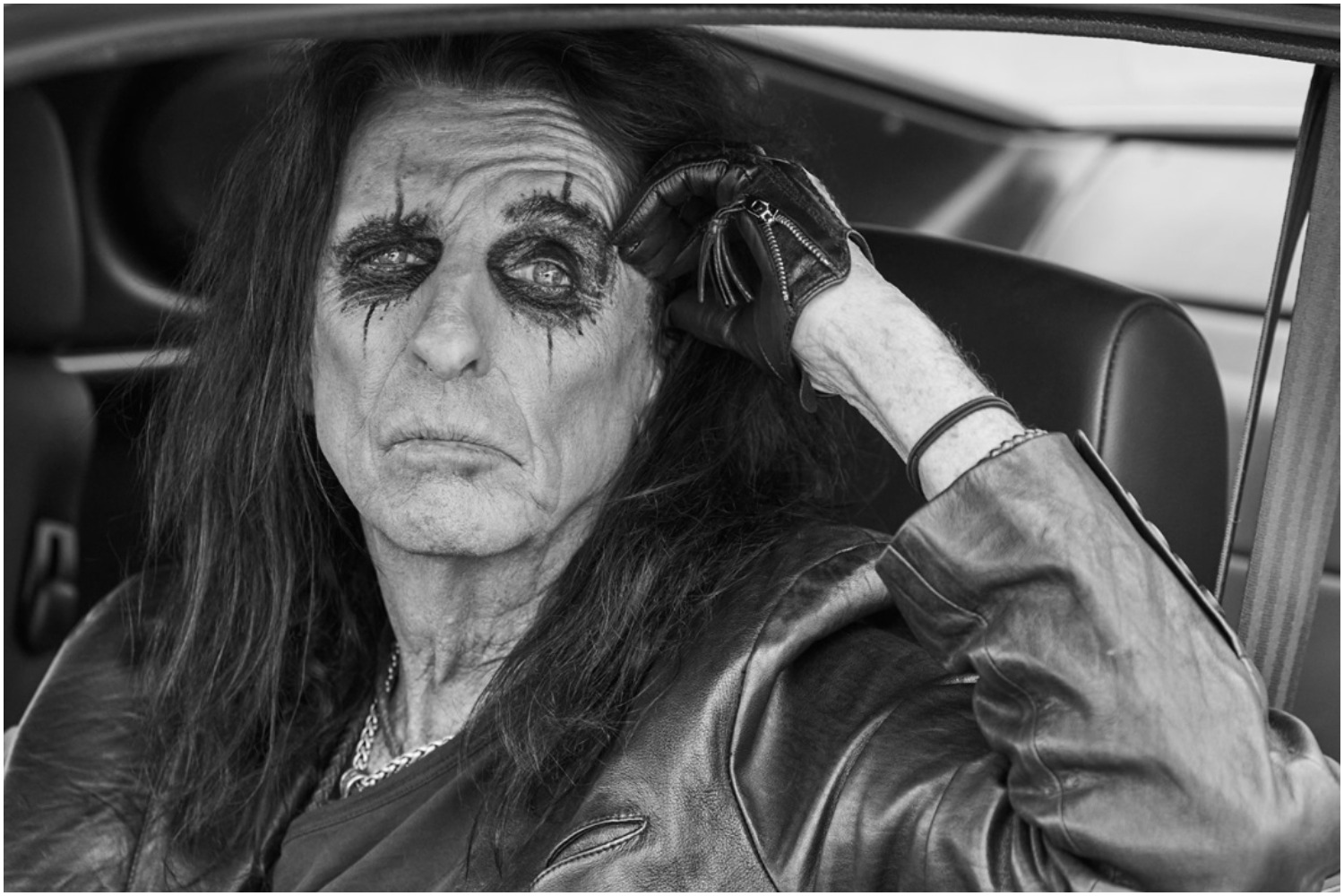 Alice Cooper Novi Dvadeset I Prvi Studijski Album Americkog Rockera Novi List