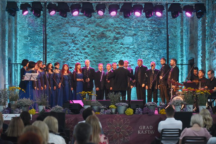 Ženska i muška klapa Kastav, Foto: SERGEJ DRECHSLER