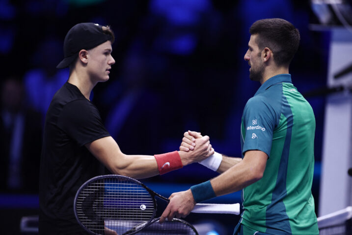 Holger Rune i Novak Đoković/Foto REUTERS