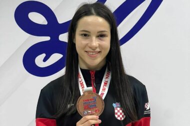 UPOTPUNILA KOLEKCIJU MEDALJA - Ema Sgardelli/Foto HKS