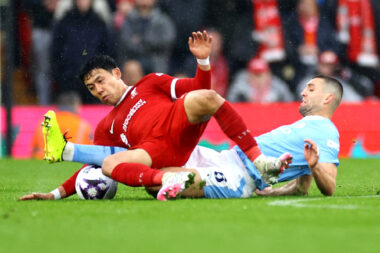 Wataru Endo i Mateo Kovačić/Foto REUTERS