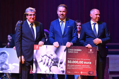 PBZ grupa donirala ja Zakladi Zora 50.000 eura, a donaciju je primio Mladen Merćep