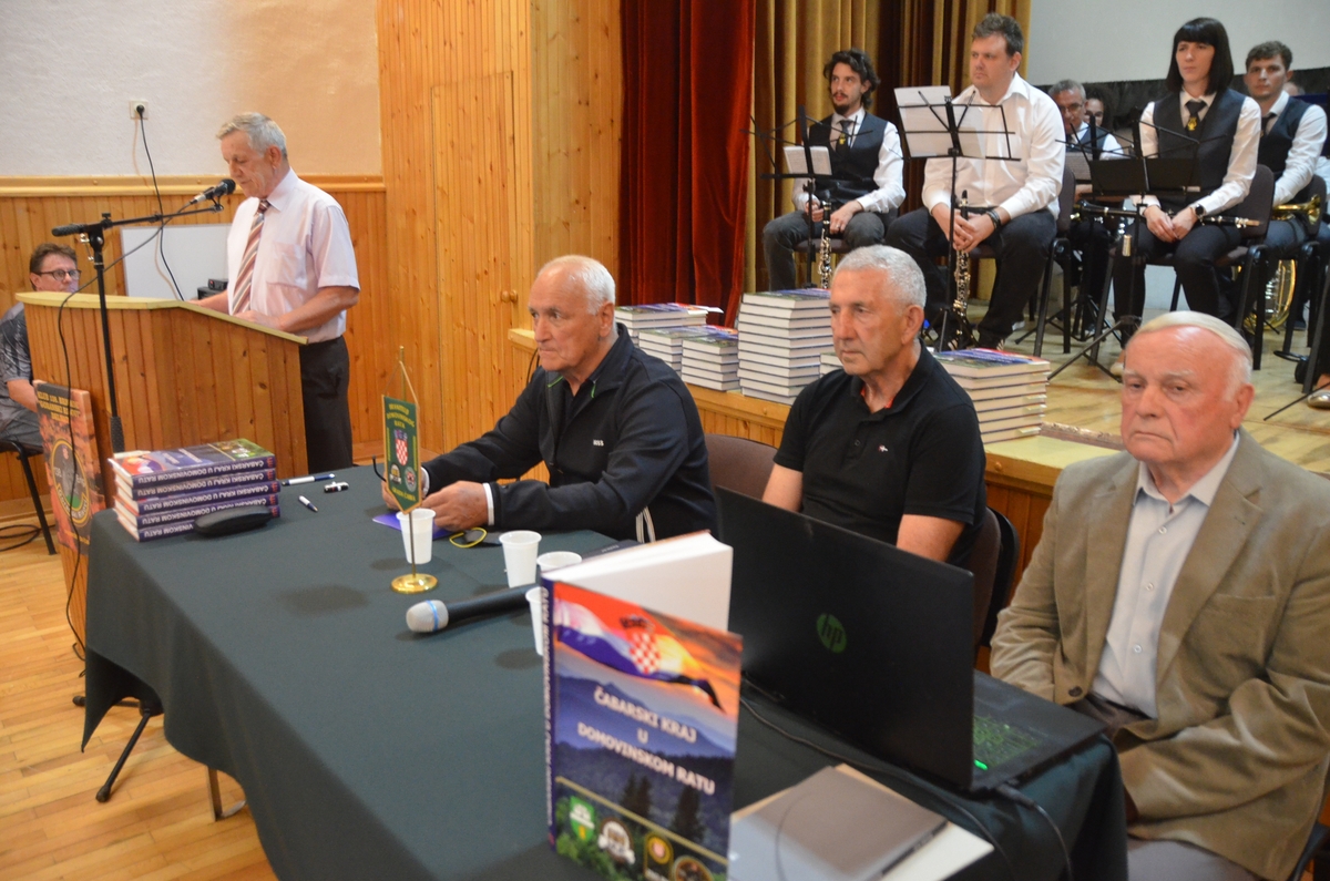 Zvonimir Lipovac, Ivan Šoštarić, Miljenko Balen i Ivan Janeš na predstavljanju knjige / Foto Marinko Krmpotić