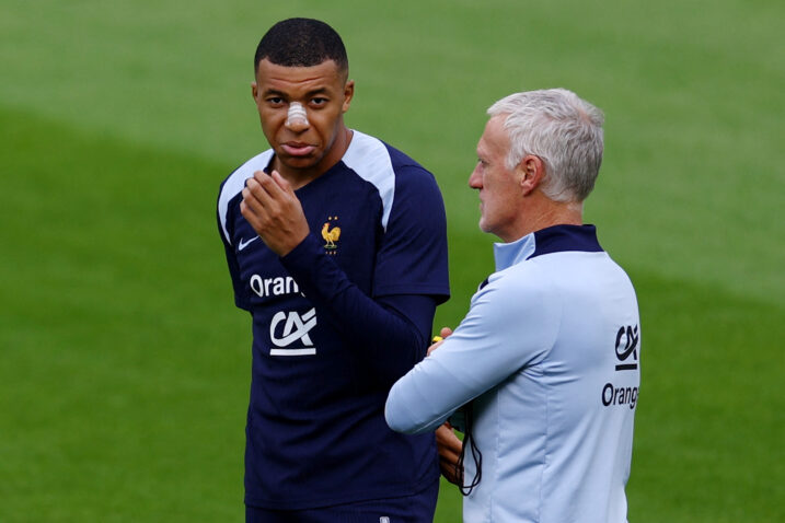 Kylian Mbappe i Didier Deschamps/Foto REUTERS