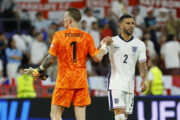 Jordan Pickford i Kyle Walker/Foto REUTERS