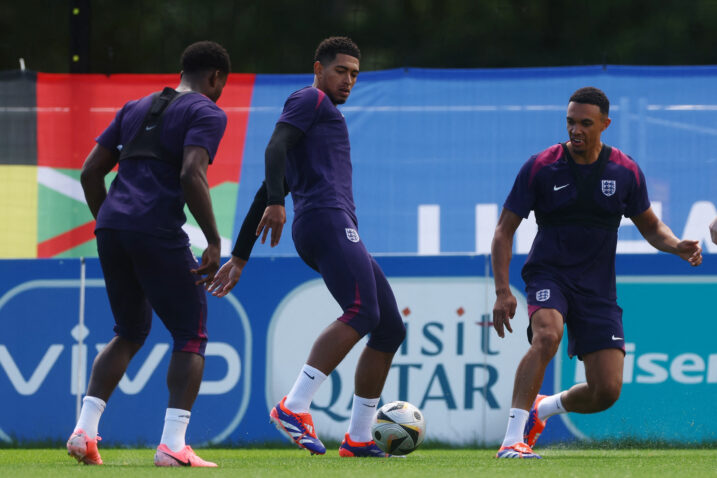 Jude Bellingham i Trent Alexander-Arnold/Foto REUTERS