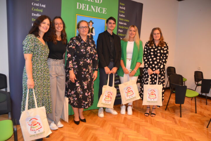 Ivona Jerbić, Petra Tomac, gradonačelnica Katarina Mihelčić, Sanjin Janeš, Lana Štimac i Sanja Kaloper / Foto M. KRMPOTIĆ