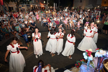 Ružica Vinodola bila je najatraktivnija ljetna priredba u Novom Vinodolskom / Foto M. ĐEKIĆ