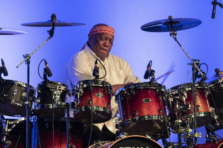 Billy Cobham privukao je brojnu zagrebačku publiku / Foto DAVOR HRVOJ