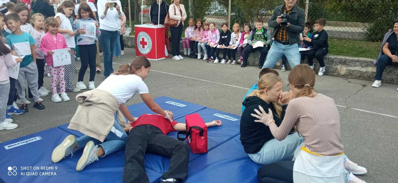 Prezentacija postupaka pružanja prve pomoći / Foto : GDCK CRIKVENICA