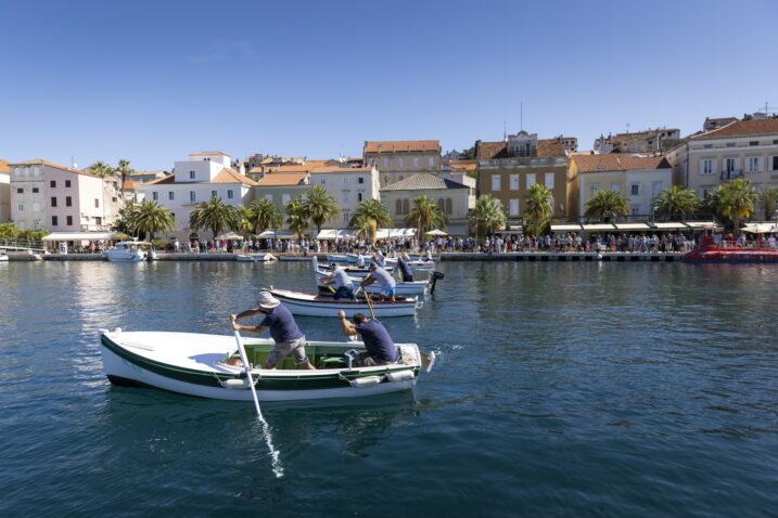 Regata pasara na vesla - dio festivala Losinava