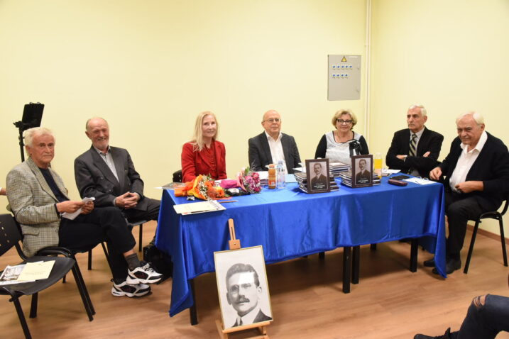 Josip Braco Vidas, Mladen Tadej, Ružica Cipro, Radovan Tadej, Marina Hajdinić, Miljenko Dorić i Franjo Butorac / Snimio Sergej DRECHSLER