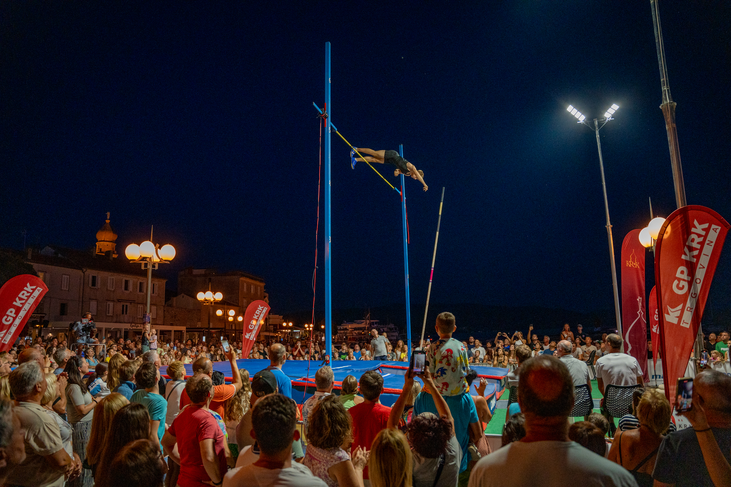 SPEKTAKL U KRKU - Motkaški miting Jump2Krk