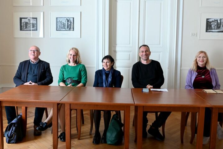 Konferenciju su najavili Ervin Dubrović, Eszter Tamasko, Ljubinka Toševa Karpowicz, Danko Švorinić i Laura Marchig / Foto Vedran Karuza