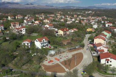 Nova sportska zona niknut će pored Dječjeg igrališta Vrtače / Foto OPĆINA VIŠKOVO