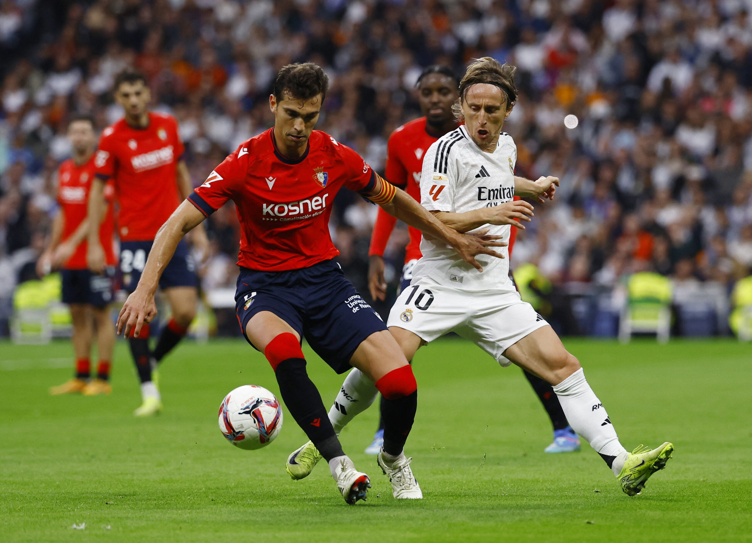 Lucas Torro i Luka Modrić/Foto REUTERS