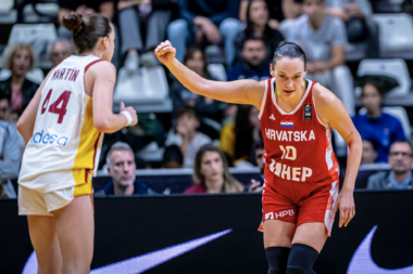 Iyana Martin Carrion i Andrijana Cvitković/Foto FIBA