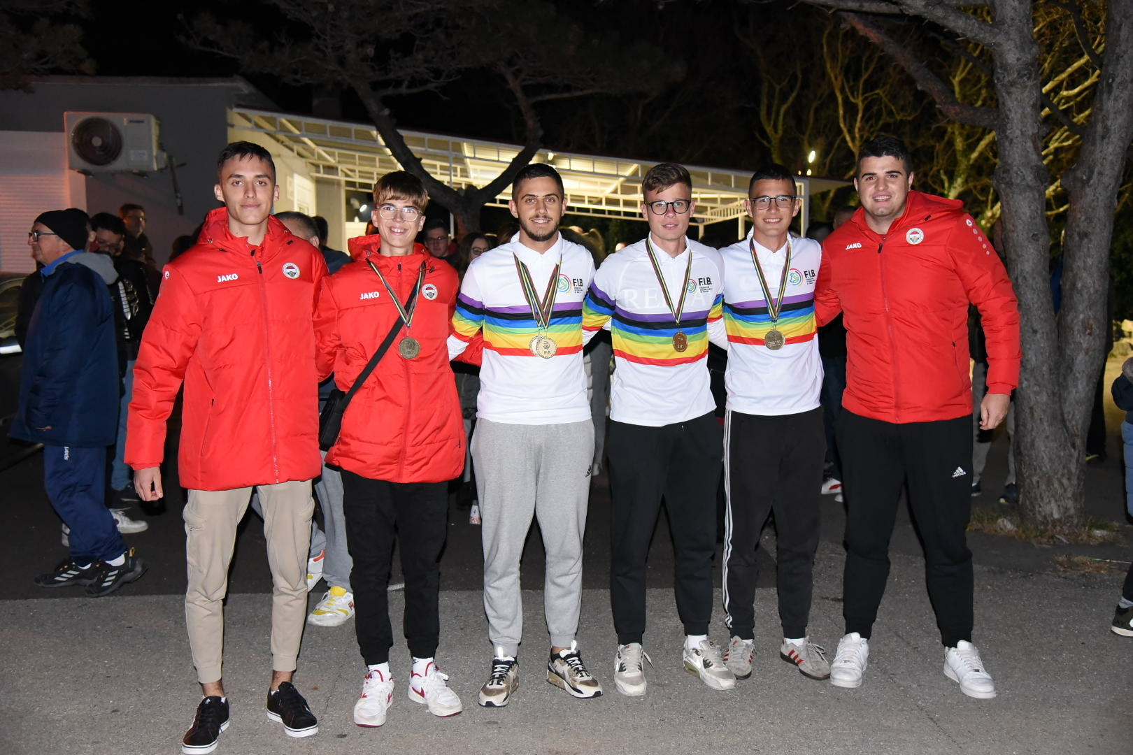 Manuel Peršić, Tian Baričević, Filip Klarić, Lovro i Adrian Šipek te Žarko Jerčinović/Foto S. DRECHSLER