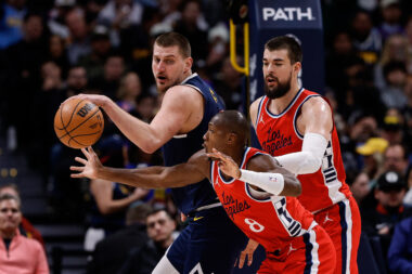 Nikola Jokić, Kris Dunn i Ivica Zubac/Foto REUTERS