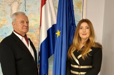 Ivan Šimek i Ina Stašević - susret u hrvatskom diplomatskom klubu / Foto MVEP