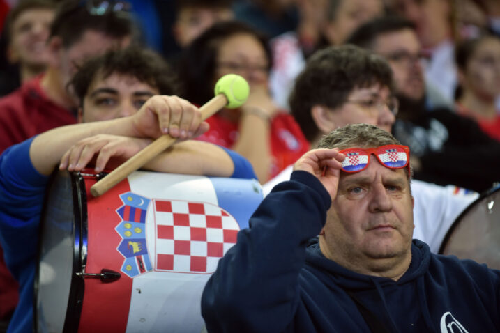 VAŽAN KOTAČIĆ NA PUTU DO USPJEHA - Hrvatski navijači/Foto D. KOVAČEVIĆ