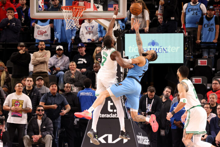 Jaylen Brown (Boston) i Amir Coffey (LA Clipper)/Foto REUTERS