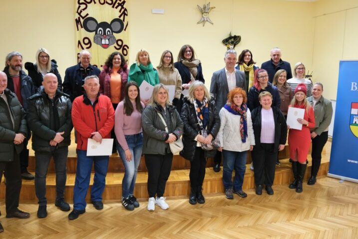 S potpisivanja ugovora za programe u kulturnom stvaralaštvu i razvoju civilnog društva / Foto Klaudio Vrančić