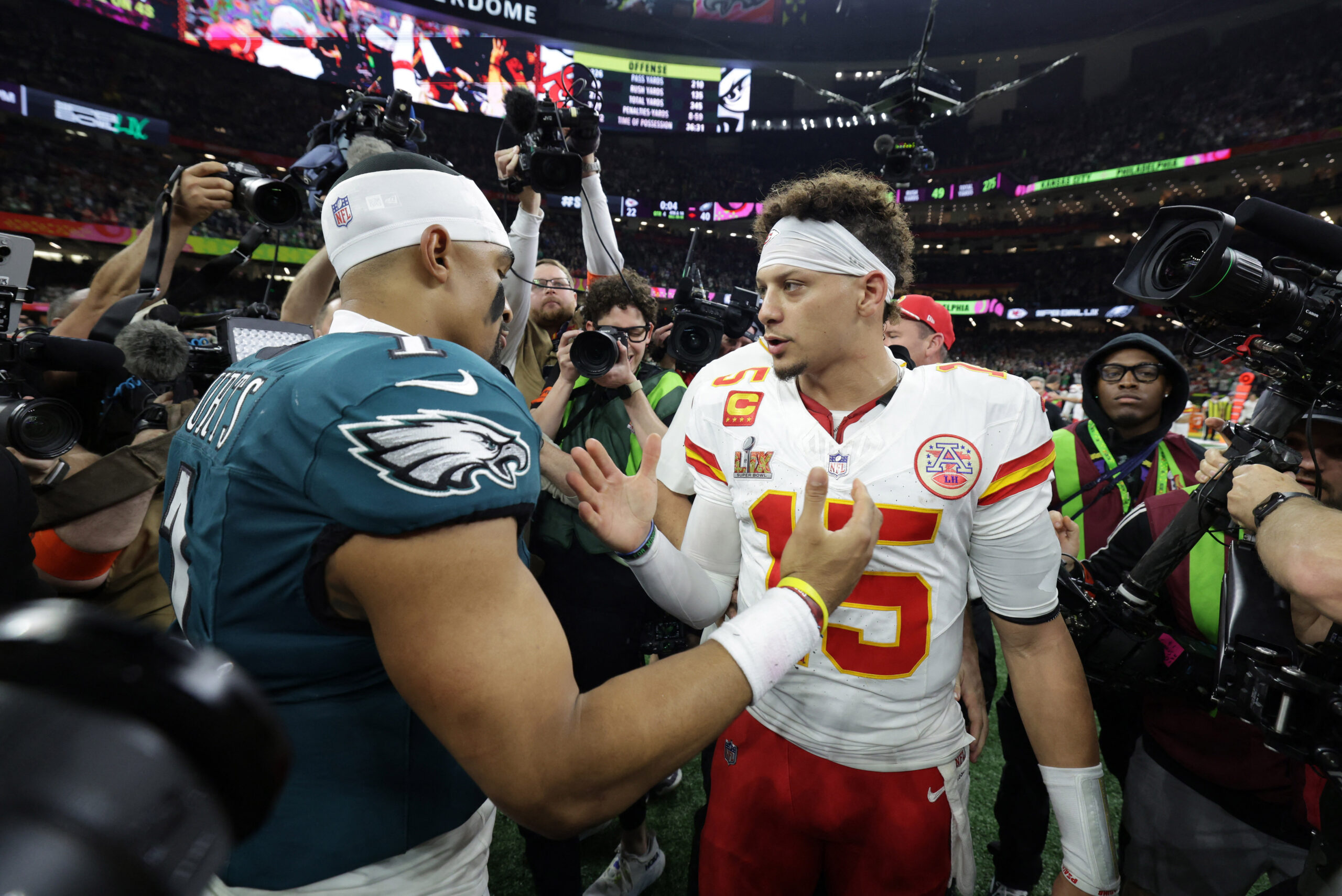 Jalen Hurts i Patrick Mahomes/Foto REUTERS