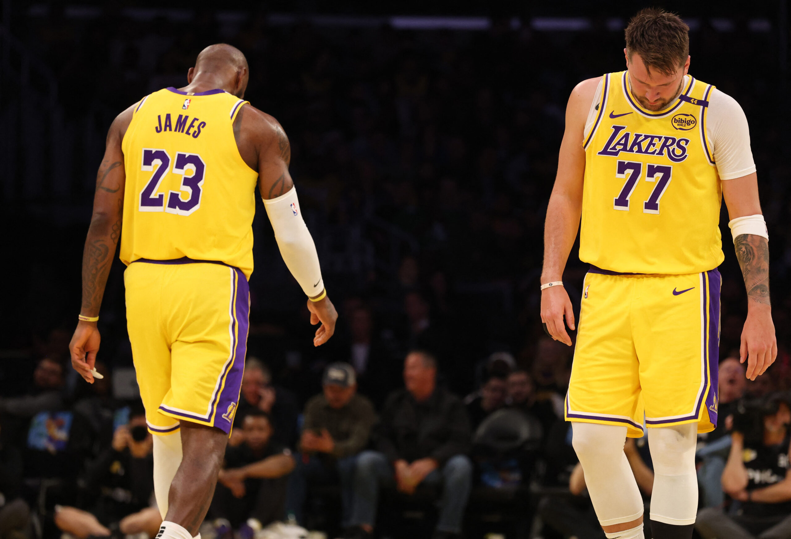 LeBron James i Luka Dončić/Foto REUTERS