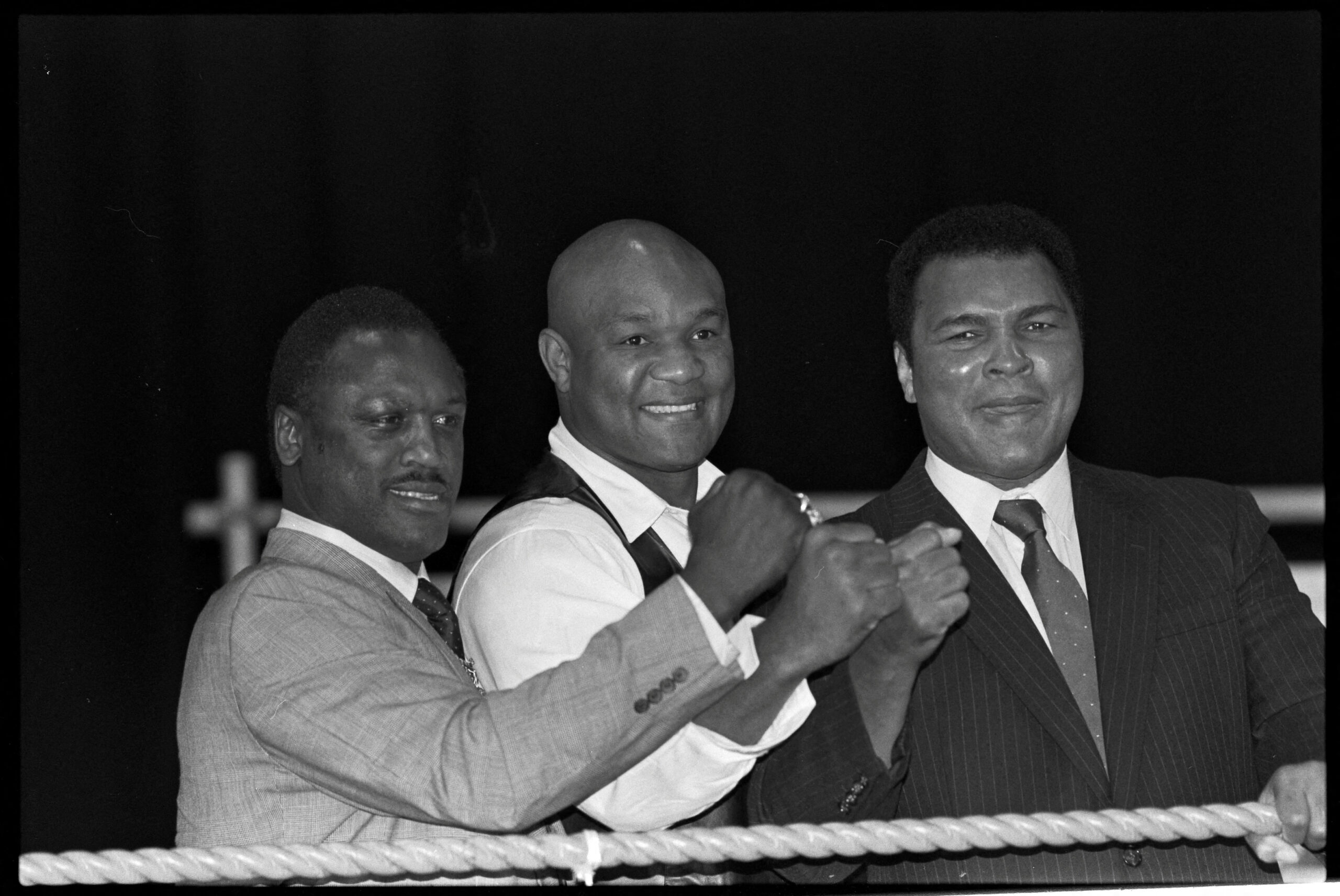 Joe Frazier, George Foreman i Muhammad Ali / REUTERS