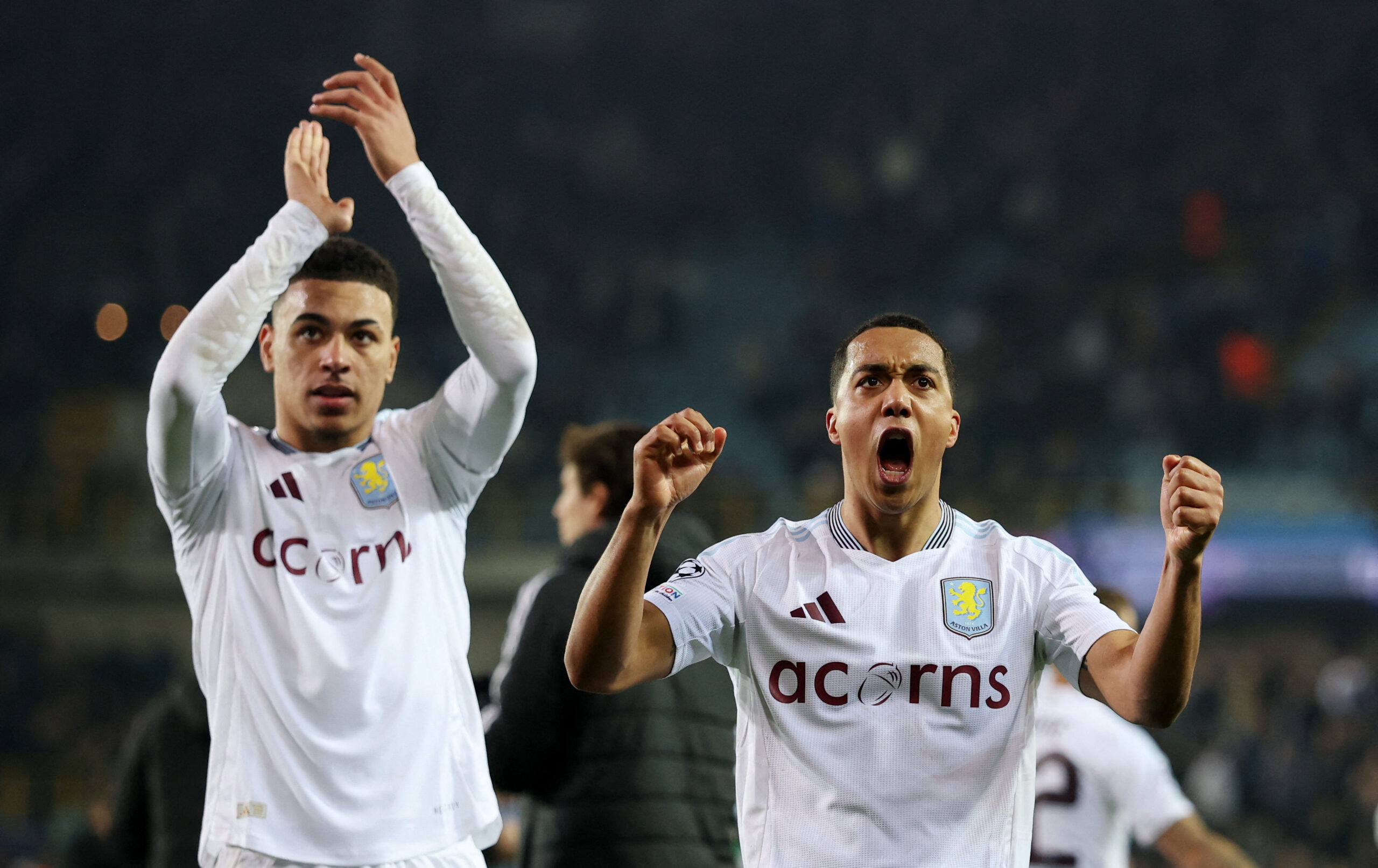 Morgan Rogers i Youri Tielemans (Aston Villa)/Foto REUTERS