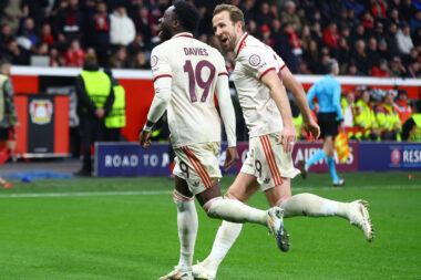 Alphonso Davies i Harry Kane/Foto REUTERS