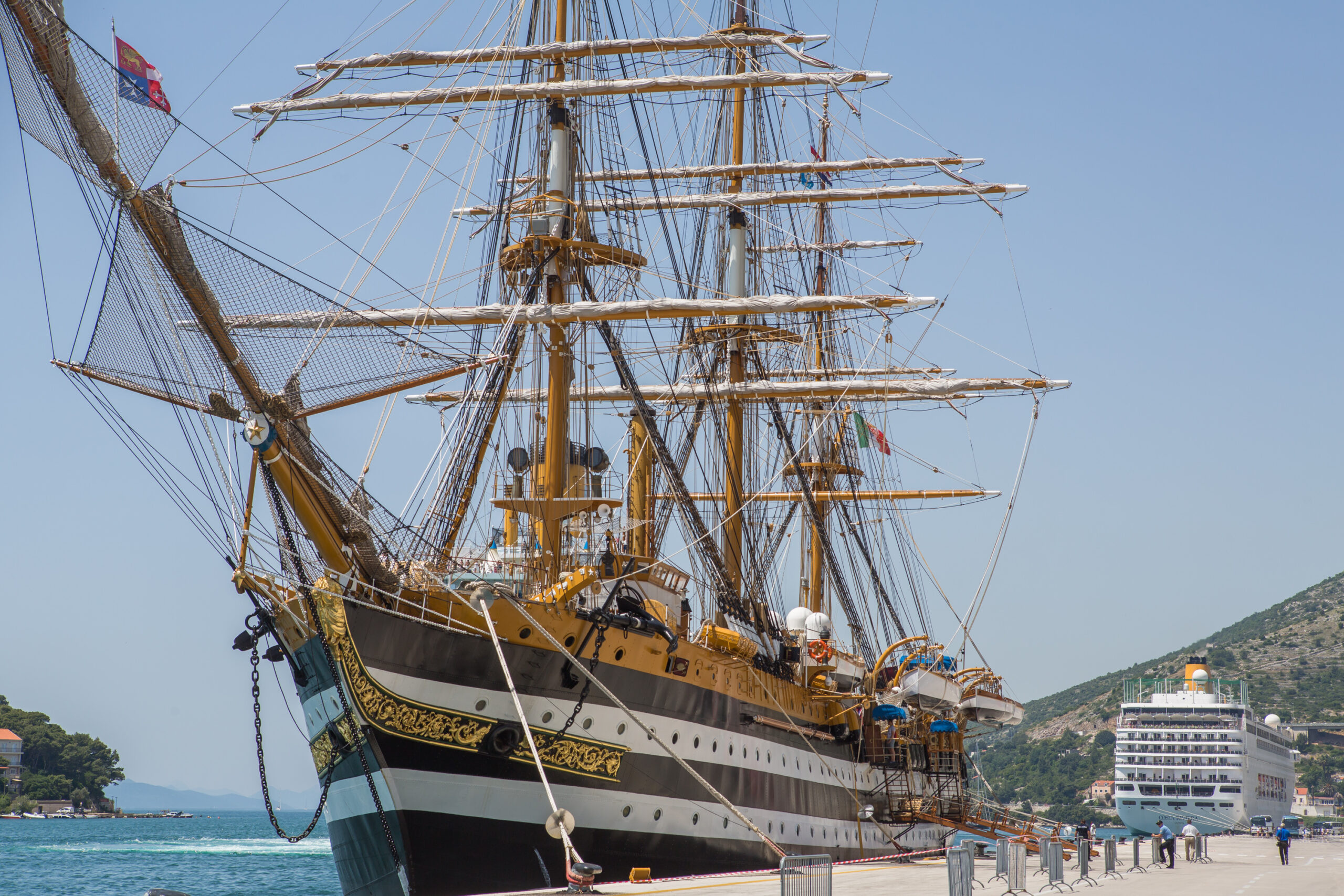 Jedrenjak Amerigo Vespucci / Foto: Grgo Jelavic/PIXSELL